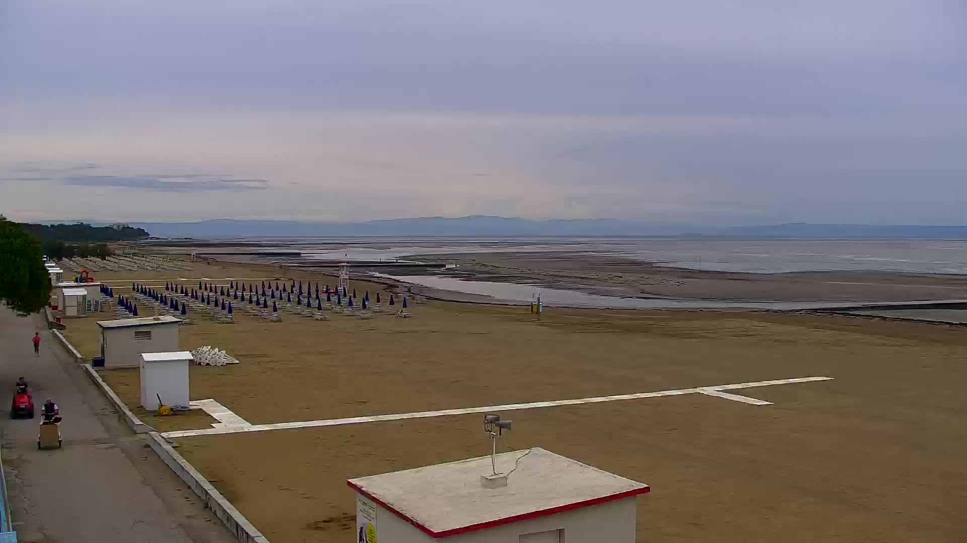 Grado Beach and Aquapark Views in Real Time