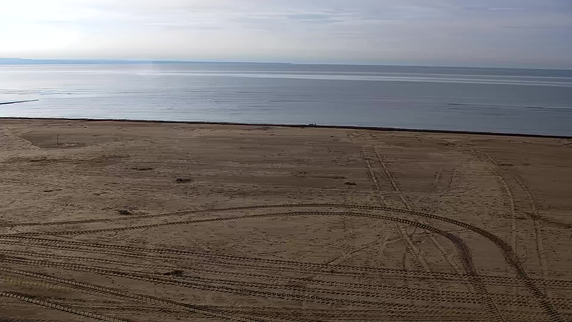 Webcam en vivo Grado: Vistas de la playa y del parque acuático en tiempo real