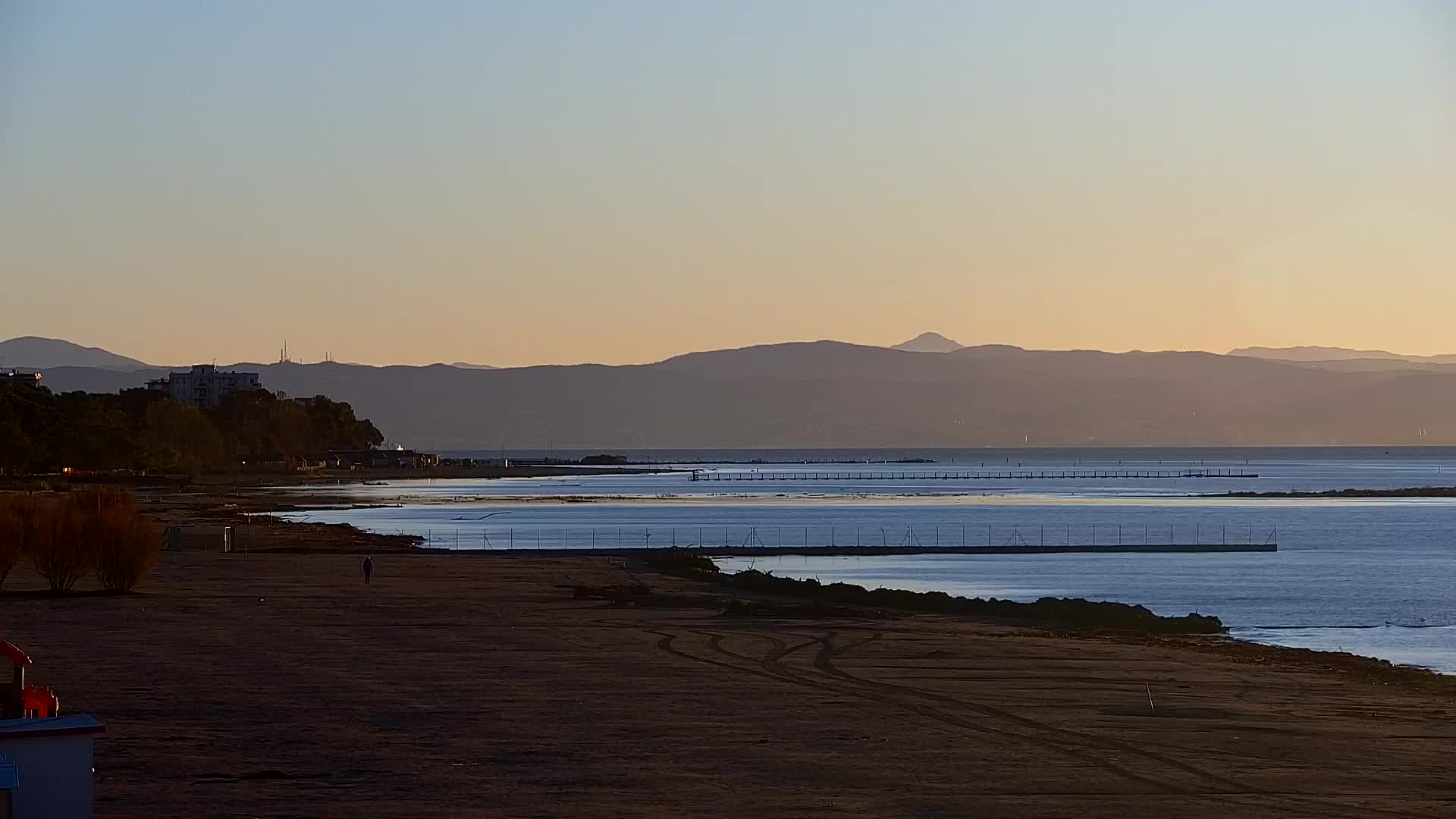 Webcam Live Grado: Vista sulla spiaggia e sull’acquapark in tempo reale
