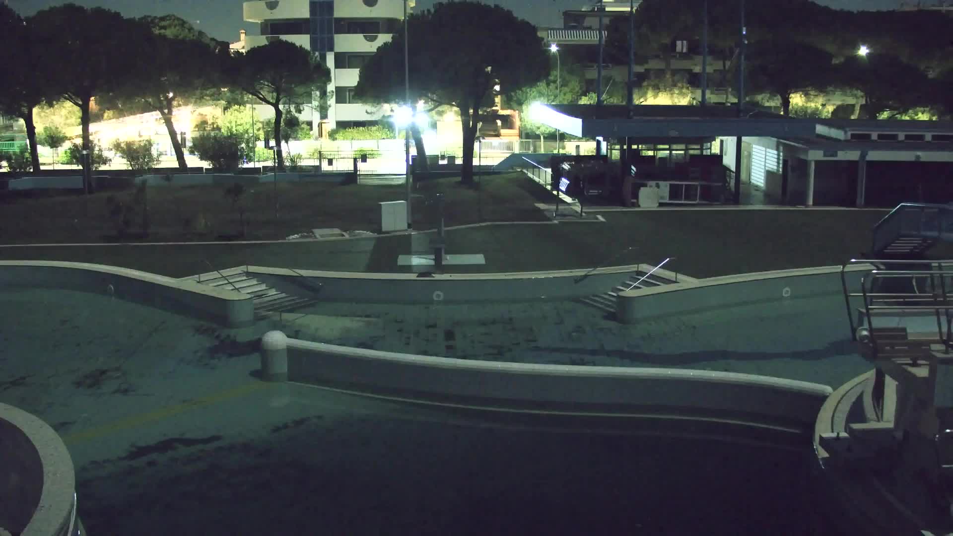 Webcam en vivo Grado: Vistas de la playa y del parque acuático en tiempo real