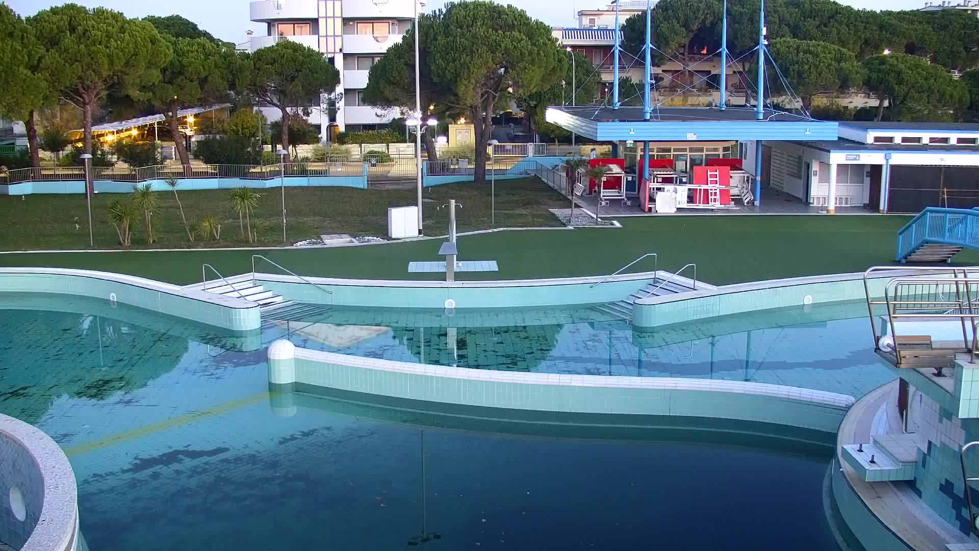 Spletna kamera v živo Grado: Pogledi na plažo in vodni park v realnem času