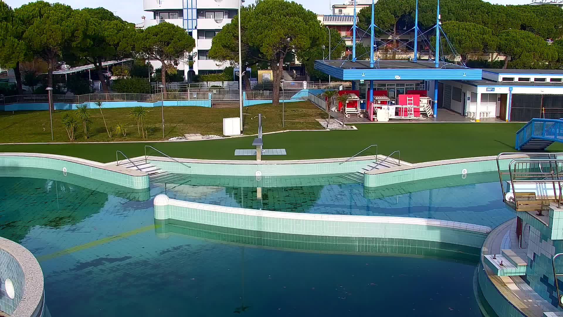 Webcam en vivo Grado: Vistas de la playa y del parque acuático en tiempo real