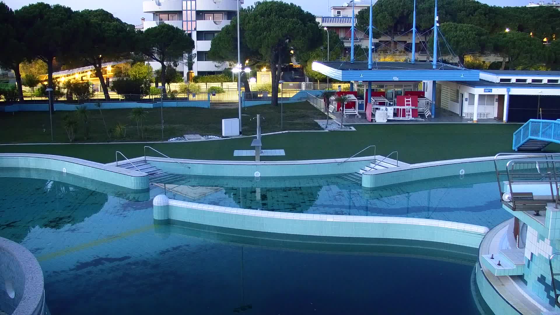 Spletna kamera v živo Grado: Pogledi na plažo in vodni park v realnem času