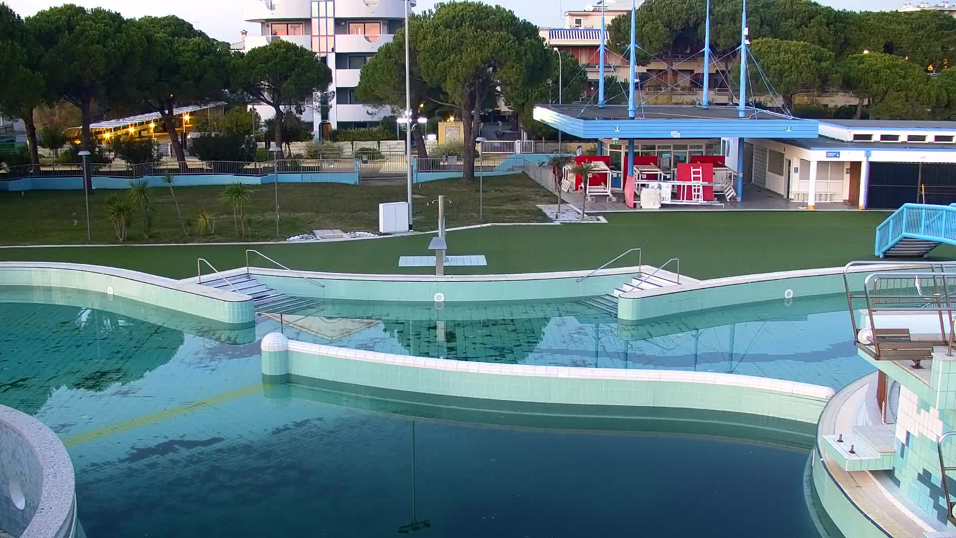 Spletna kamera v živo Grado: Pogledi na plažo in vodni park v realnem času