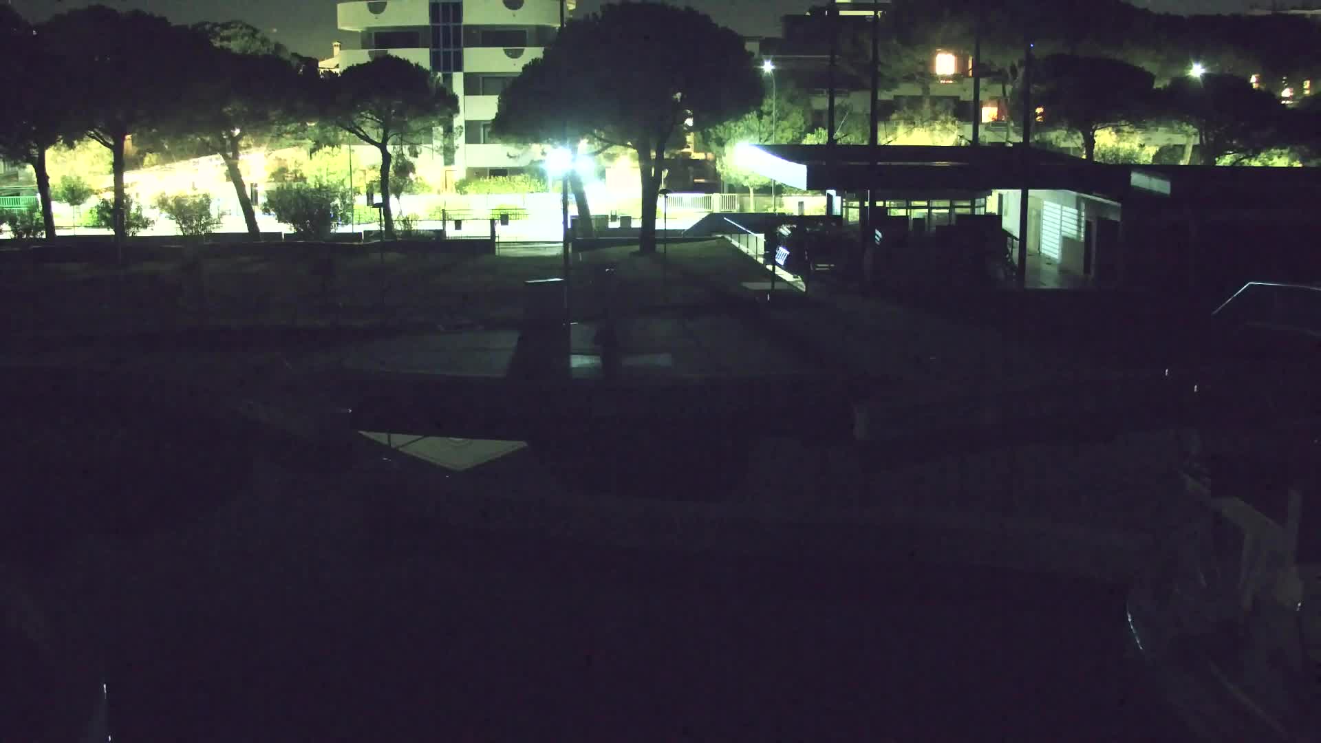 Spletna kamera v živo Grado: Pogledi na plažo in vodni park v realnem času