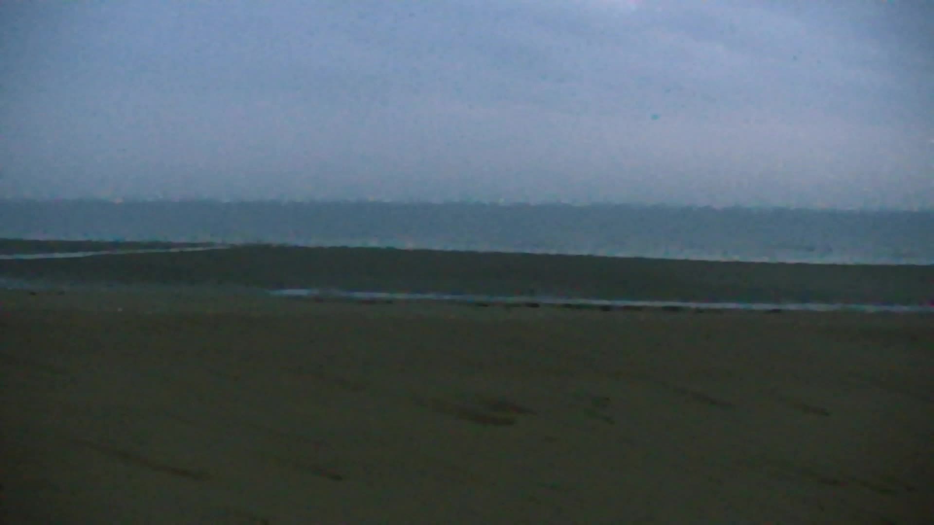 Webcam en vivo Grado: Vistas de la playa y del parque acuático en tiempo real