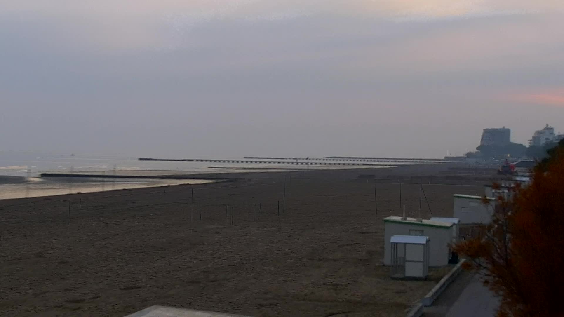 Webcam Live Grado: Vista sulla spiaggia e sull’acquapark in tempo reale