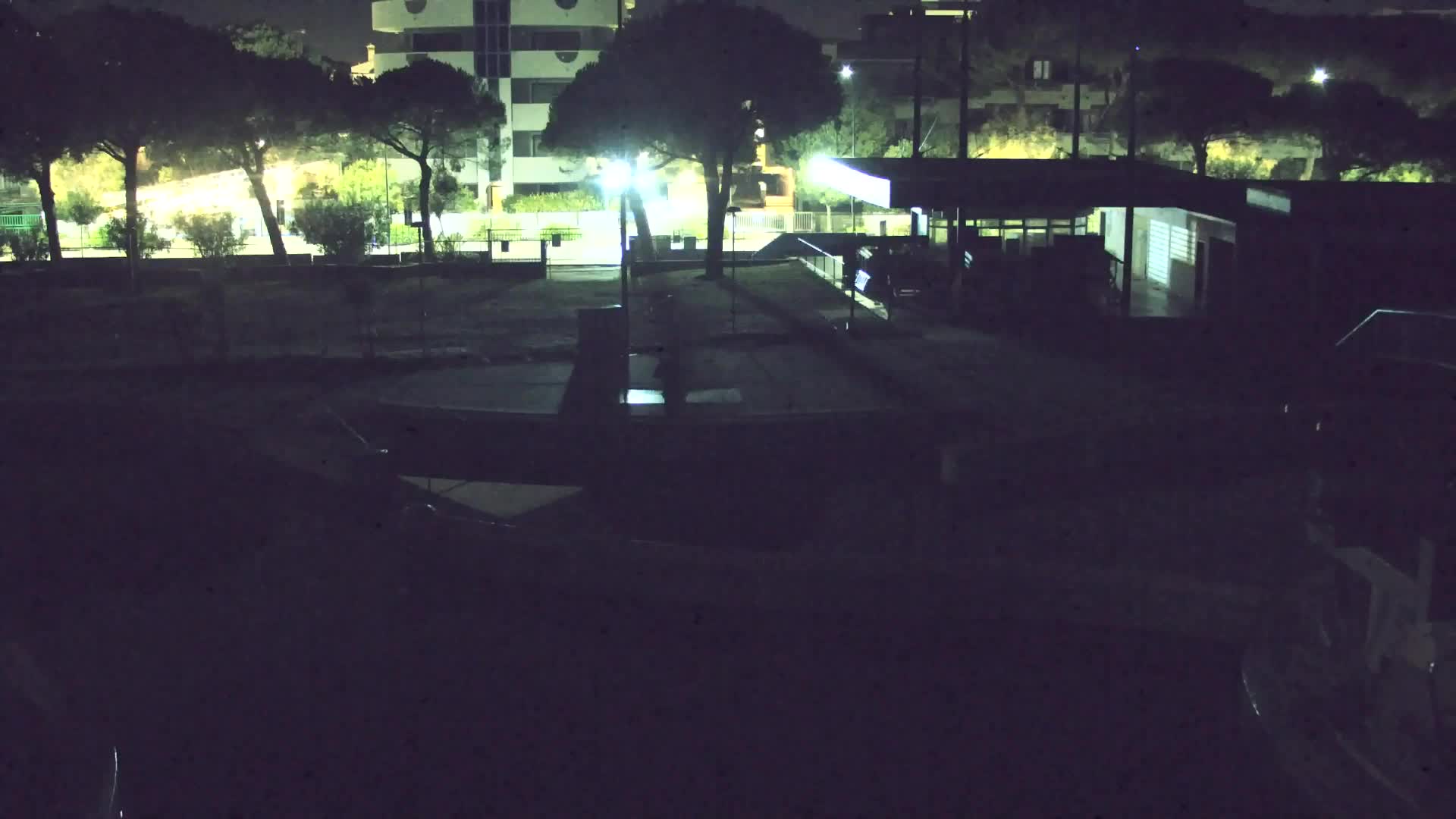 Webcam en vivo Grado: Vistas de la playa y del parque acuático en tiempo real