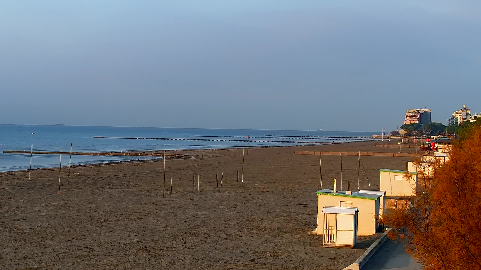 Spletna kamera v živo Grado: Pogledi na plažo in vodni park v realnem času