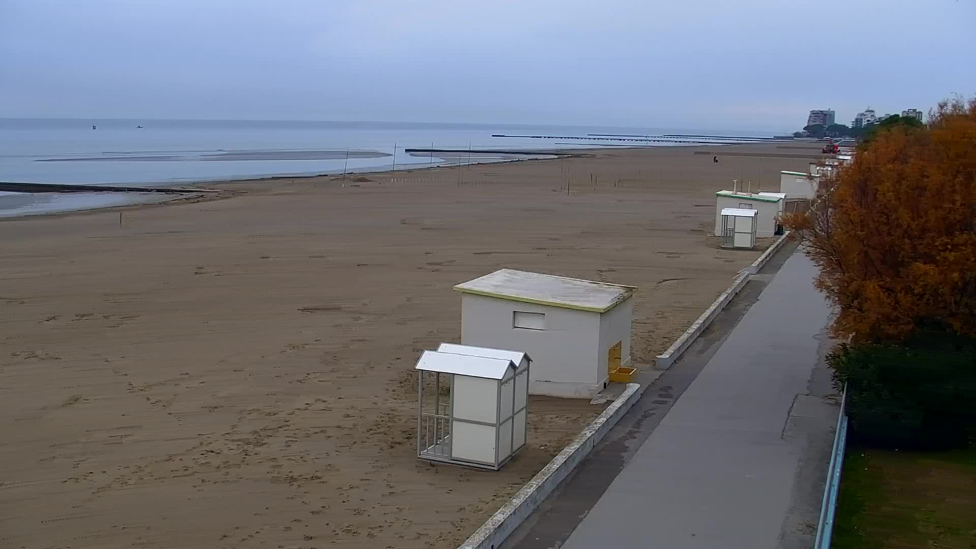 Spletna kamera v živo Grado: Pogledi na plažo in vodni park v realnem času