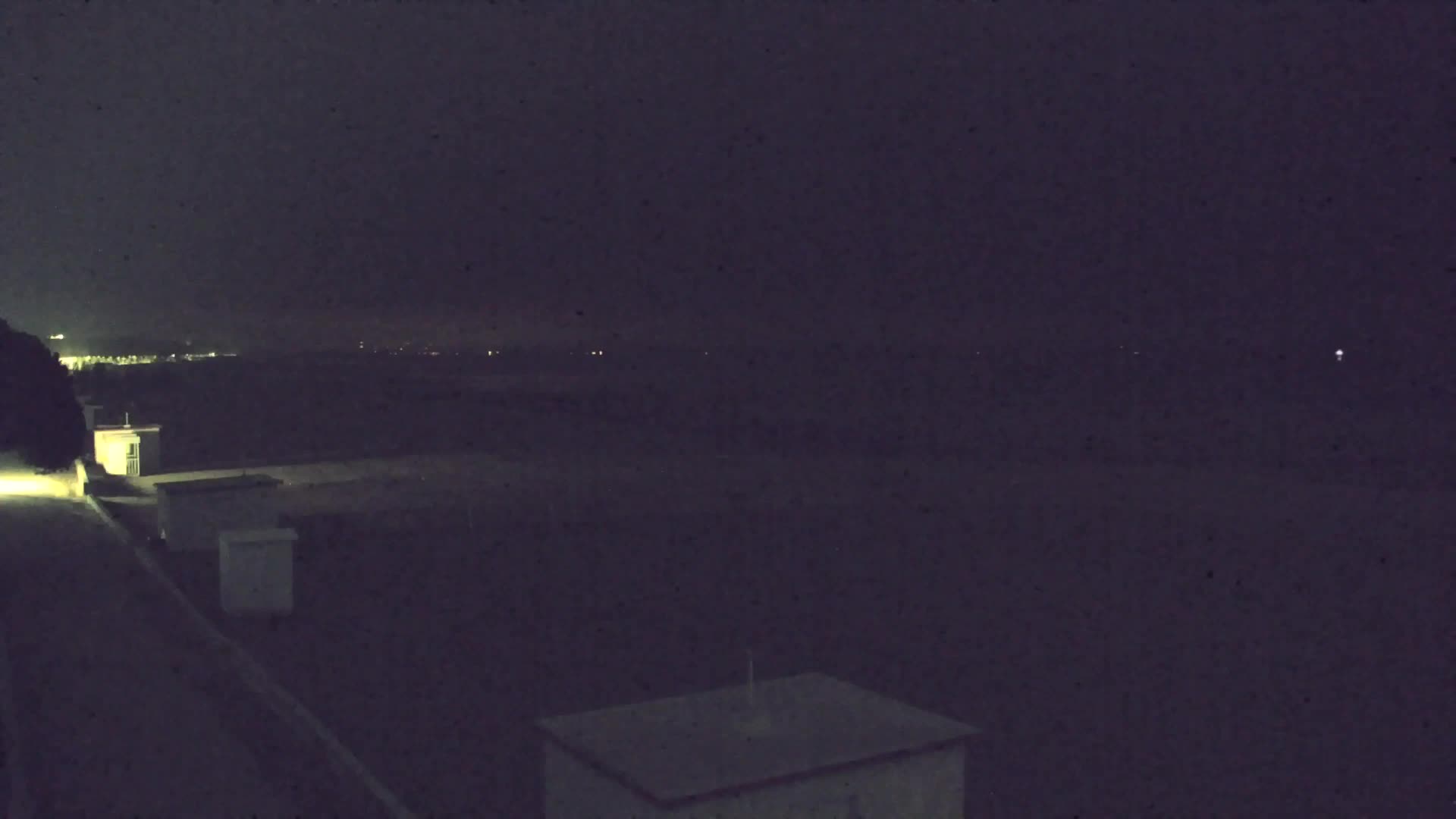 Webcam en vivo Grado: Vistas de la playa y del parque acuático en tiempo real