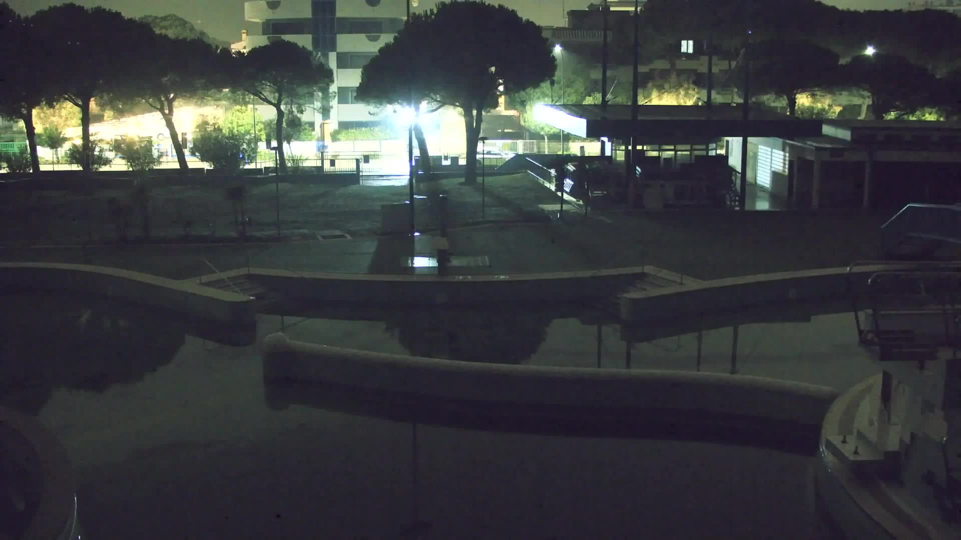 Webcam en vivo Grado: Vistas de la playa y del parque acuático en tiempo real