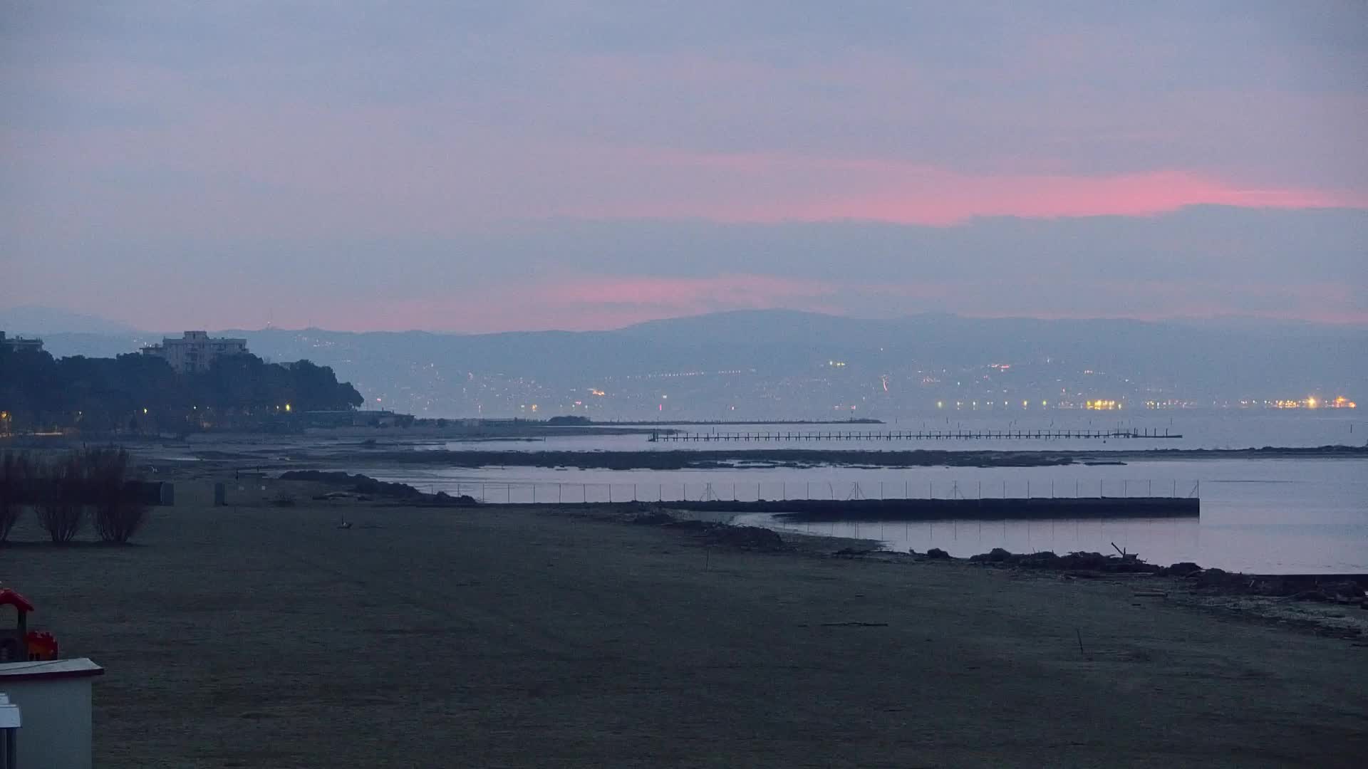 Webcam Live Grado: Vista sulla spiaggia e sull’acquapark in tempo reale