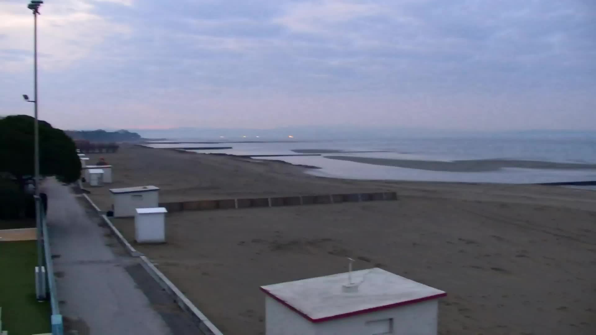 Webcam Live Grado: Vista sulla spiaggia e sull’acquapark in tempo reale