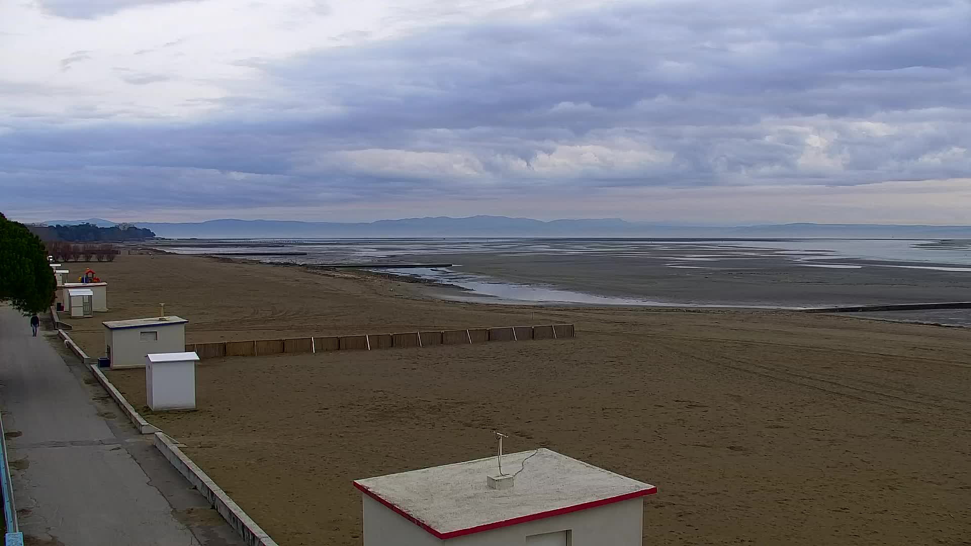 Grado Beach and Aquapark Views in Real Time