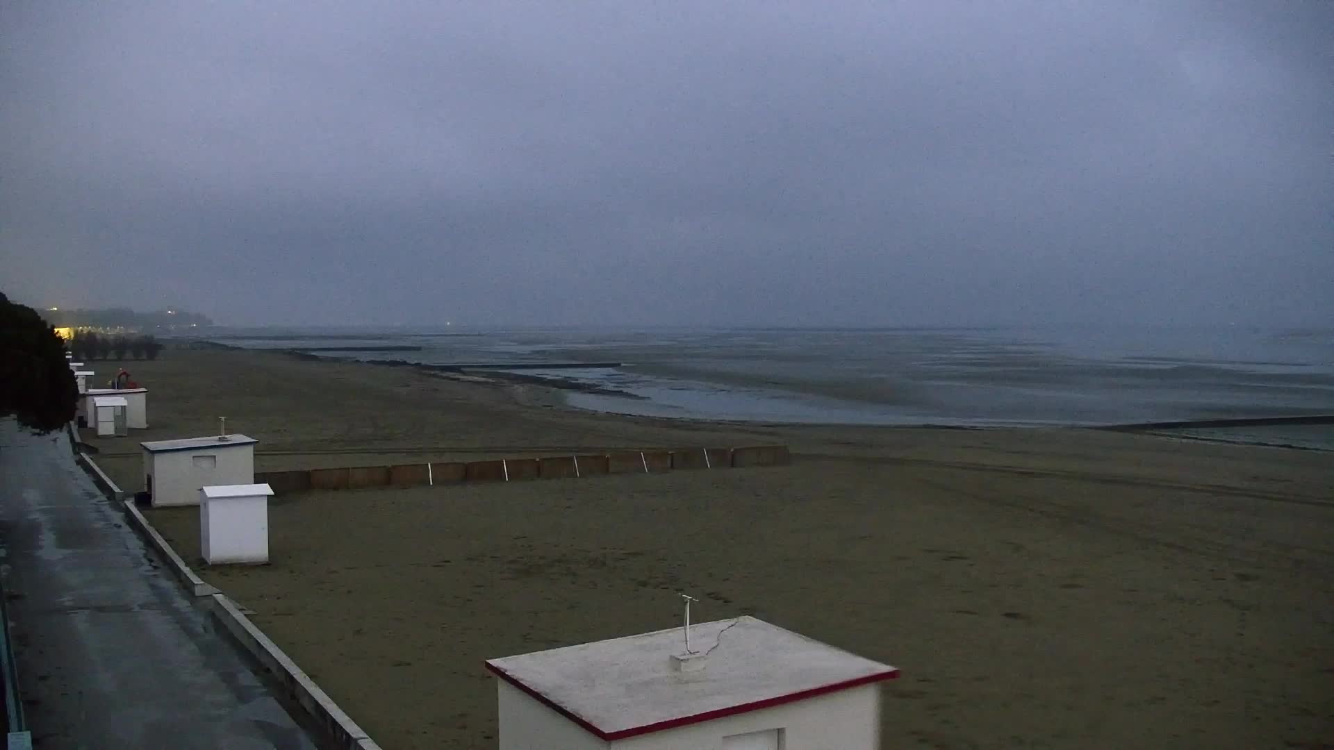 Spletna kamera v živo Grado: Pogledi na plažo in vodni park v realnem času