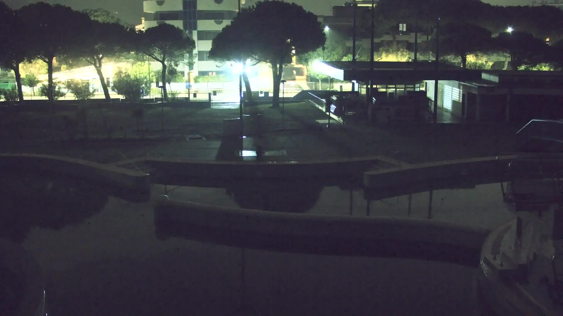 Spletna kamera v živo Grado: Pogledi na plažo in vodni park v realnem času