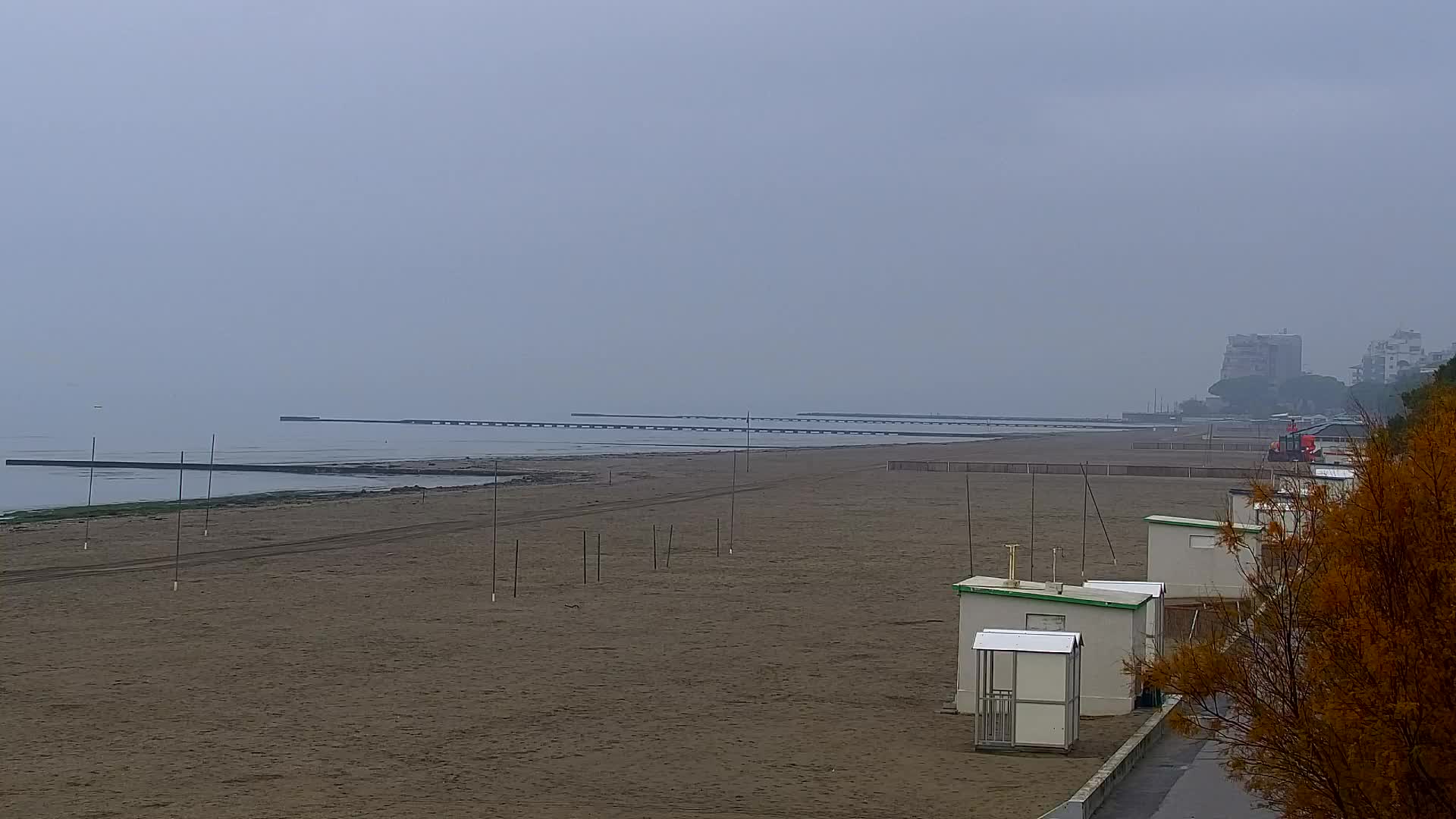 Webcam en vivo Grado: Vistas de la playa y del parque acuático en tiempo real