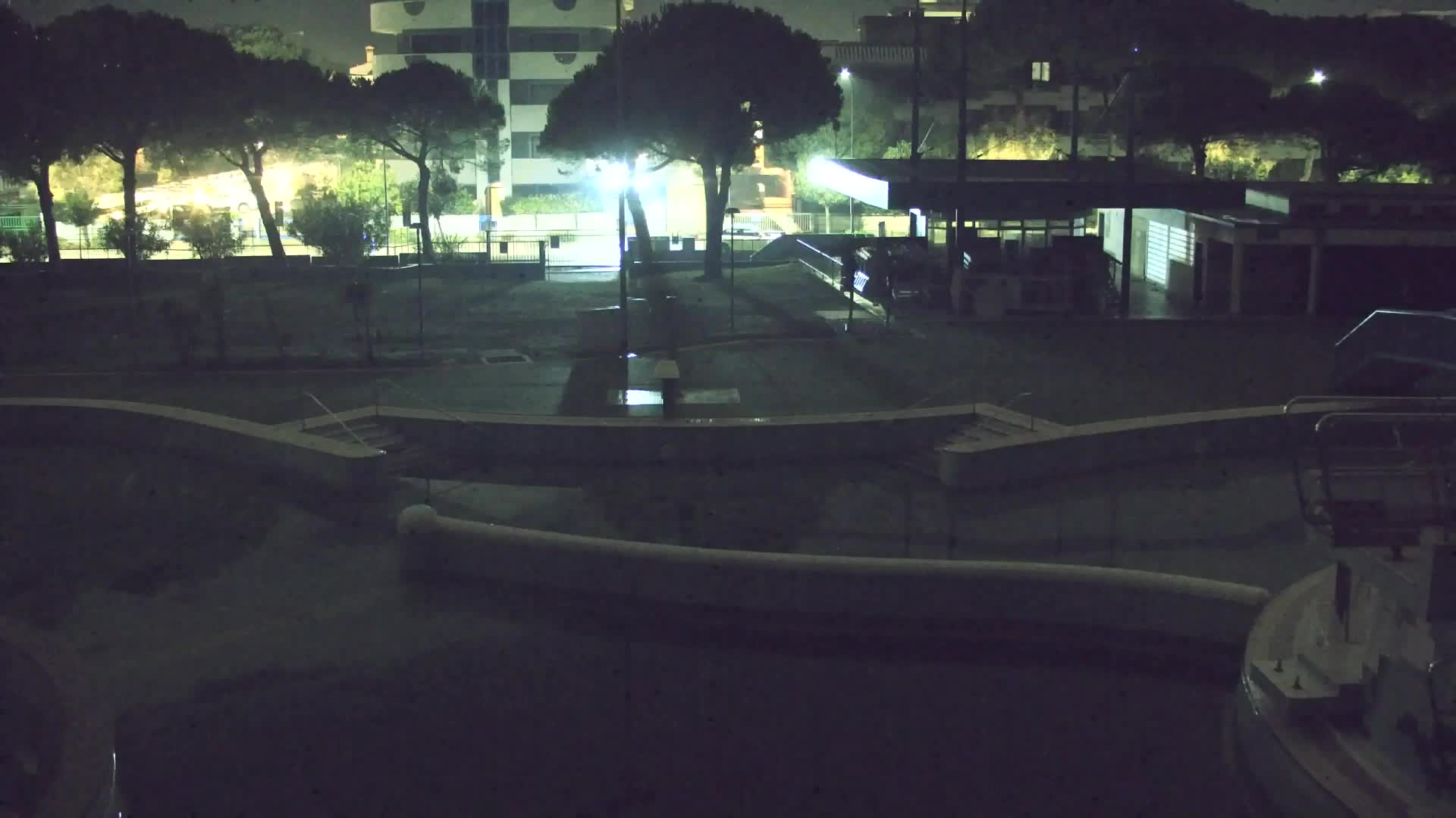 Webcam en vivo Grado: Vistas de la playa y del parque acuático en tiempo real