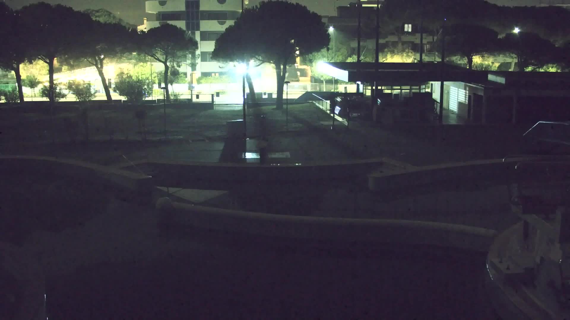 Webcam en vivo Grado: Vistas de la playa y del parque acuático en tiempo real