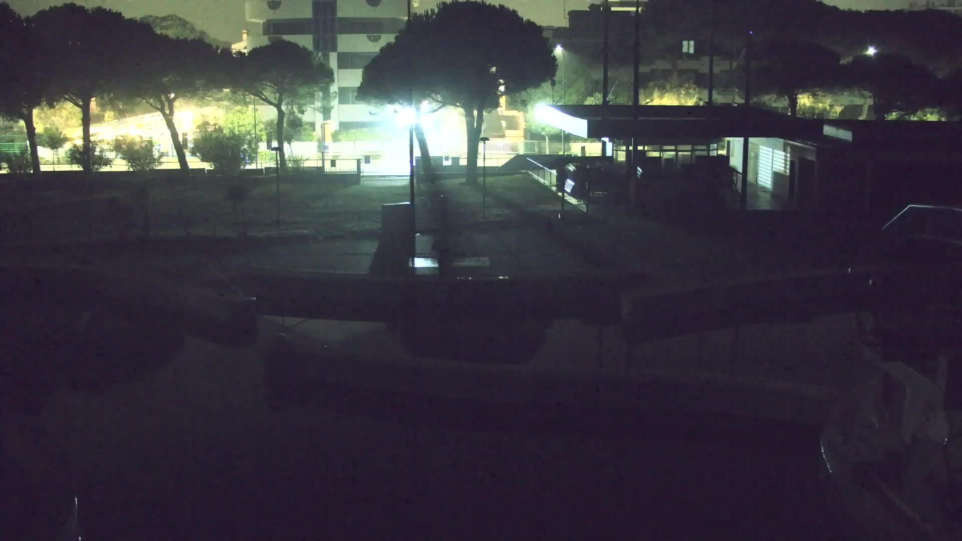 Spletna kamera v živo Grado: Pogledi na plažo in vodni park v realnem času