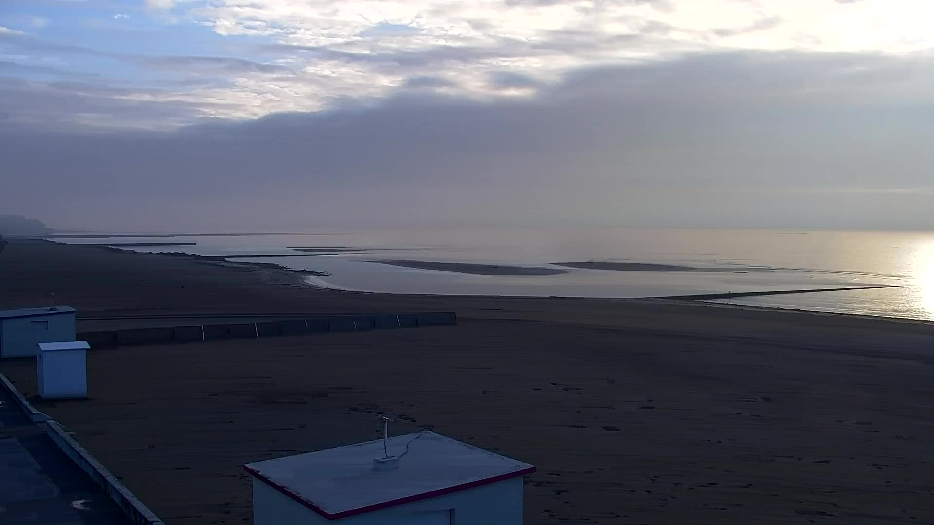 Spletna kamera v živo Grado: Pogledi na plažo in vodni park v realnem času