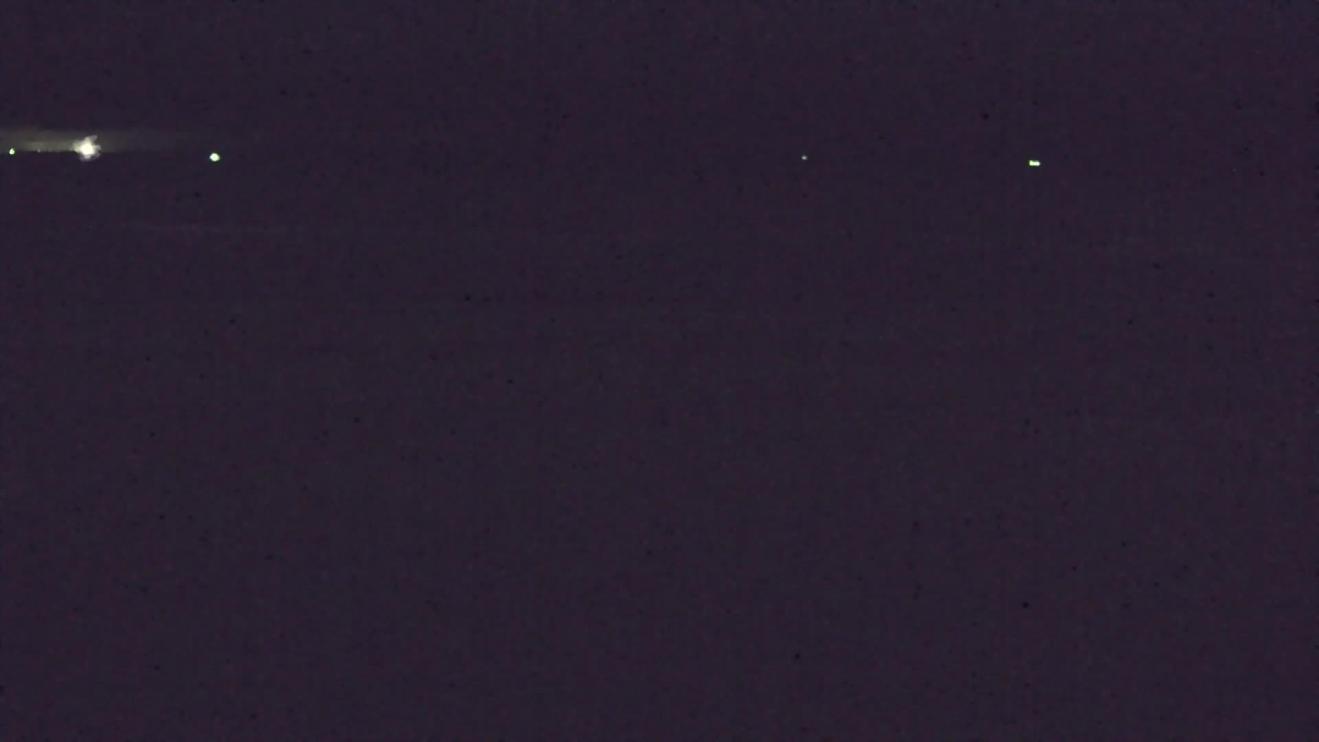 Webcam en vivo Grado: Vistas de la playa y del parque acuático en tiempo real