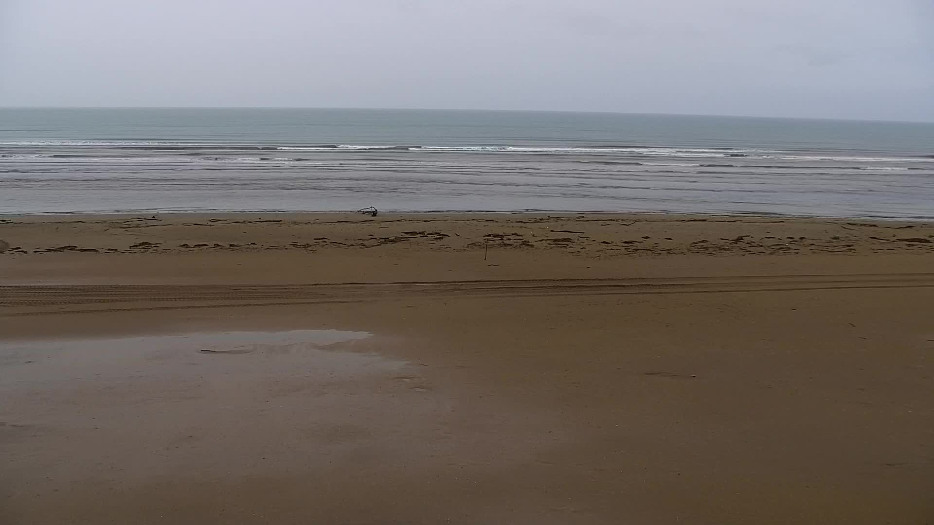 Grado Beach and Aquapark Views in Real Time