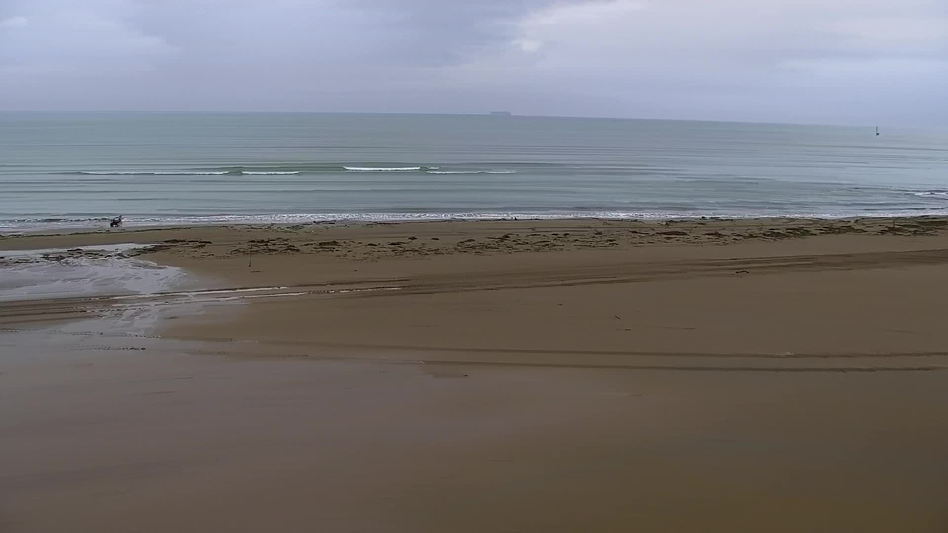 Grado Beach and Aquapark Views in Real Time