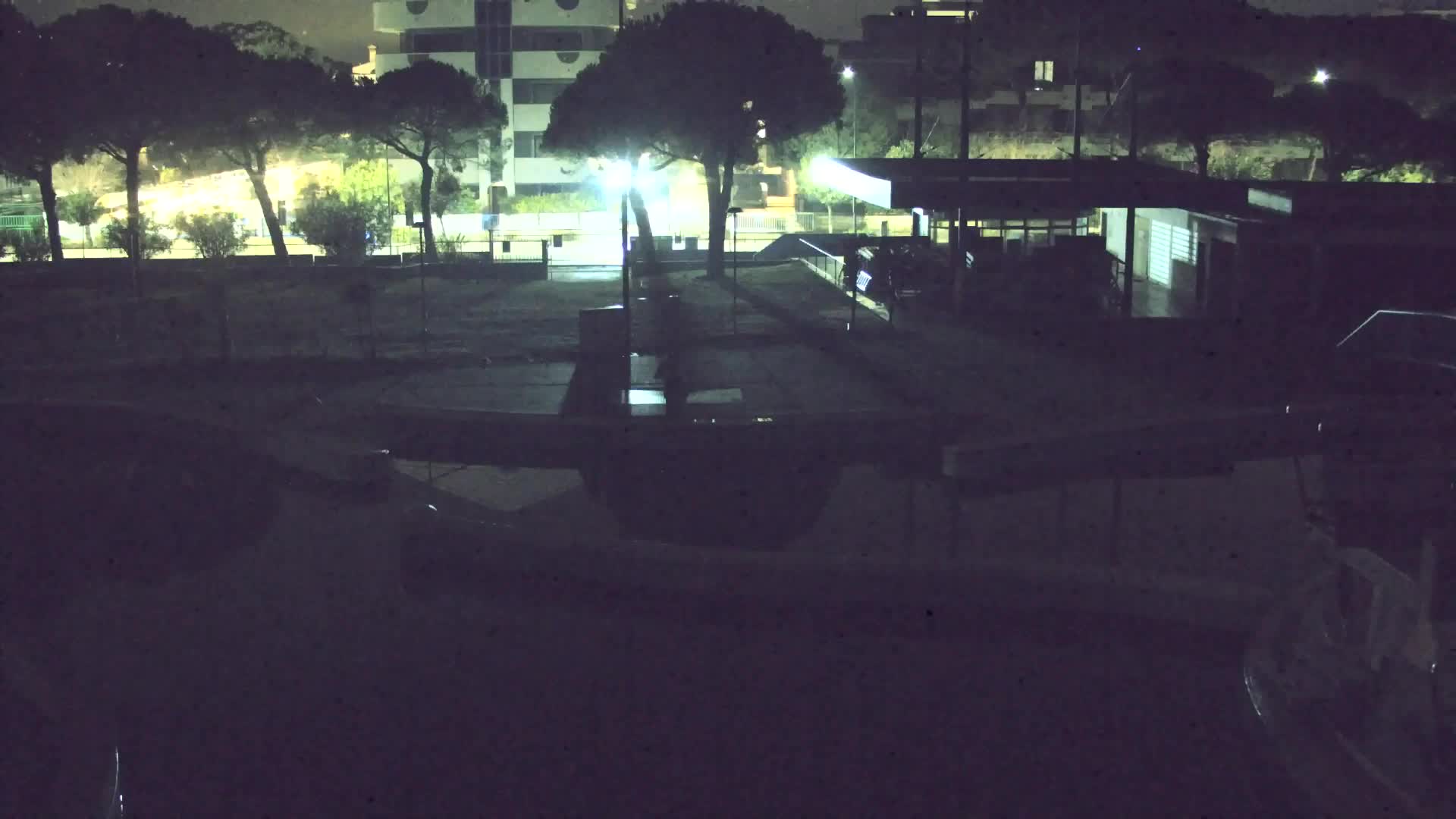 Webcam en vivo Grado: Vistas de la playa y del parque acuático en tiempo real