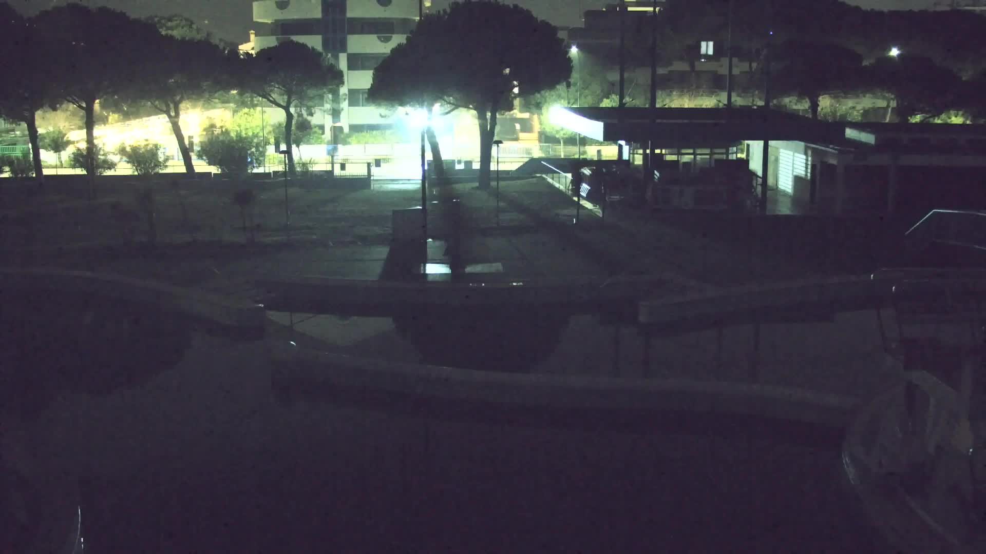 Webcam en vivo Grado: Vistas de la playa y del parque acuático en tiempo real