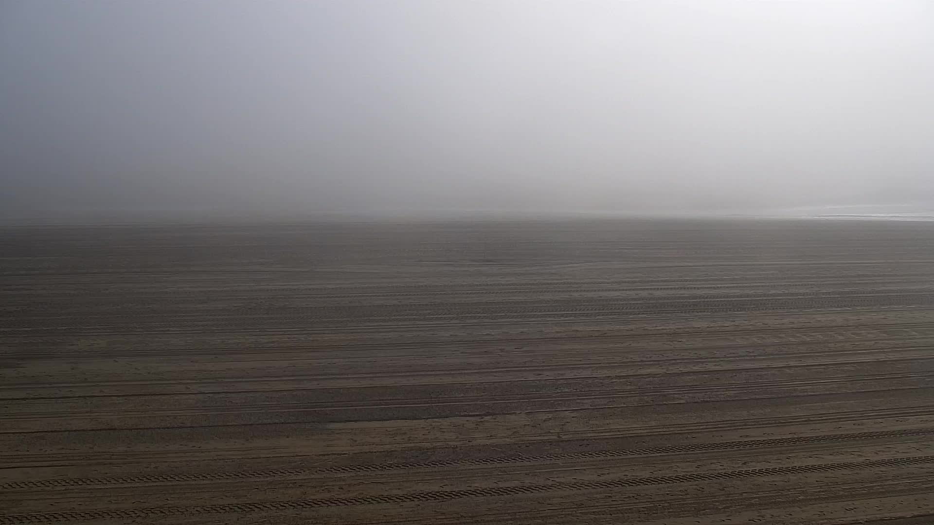 Webcam en vivo Grado: Vistas de la playa y del parque acuático en tiempo real