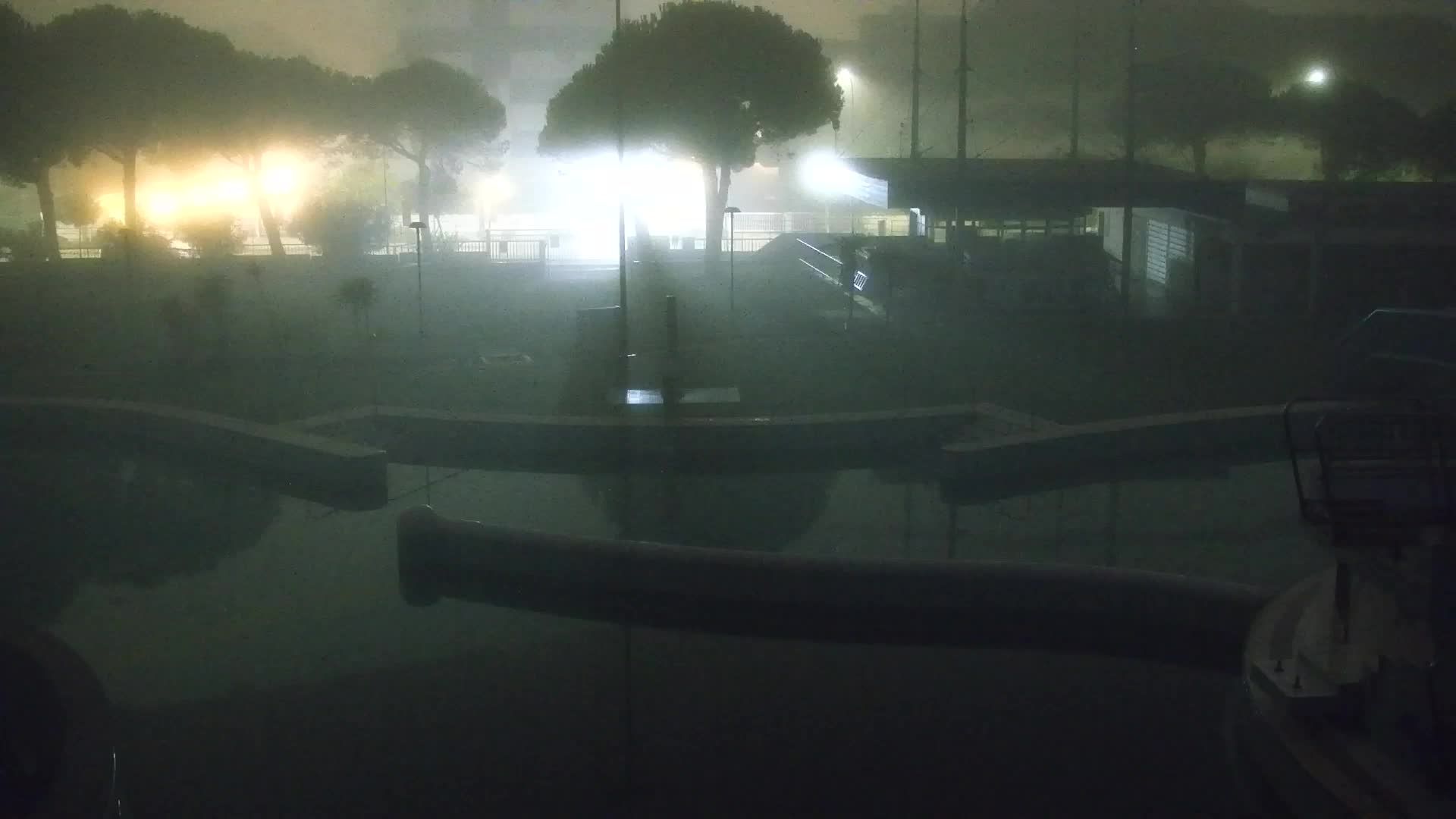 Webcam en vivo Grado: Vistas de la playa y del parque acuático en tiempo real