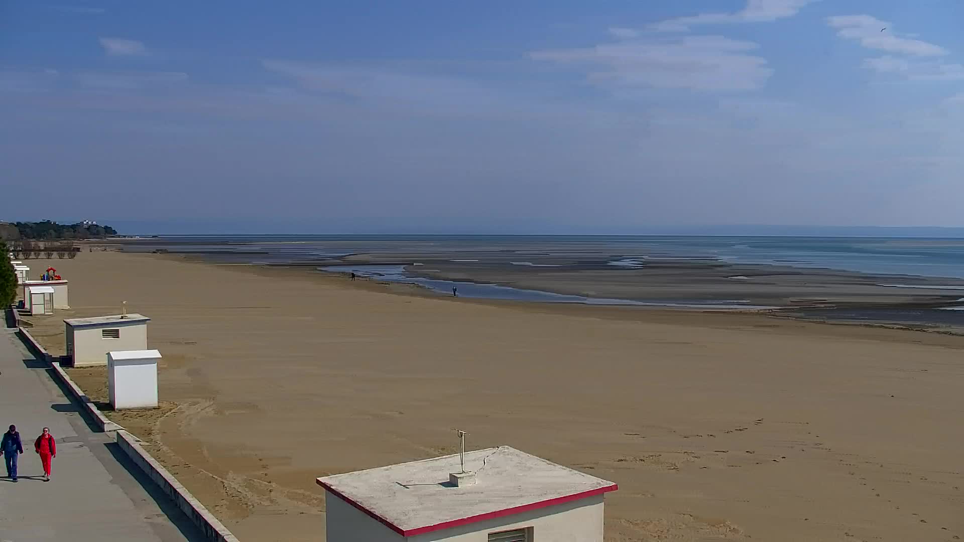 Spletna kamera v živo Grado: Pogledi na plažo in vodni park v realnem času