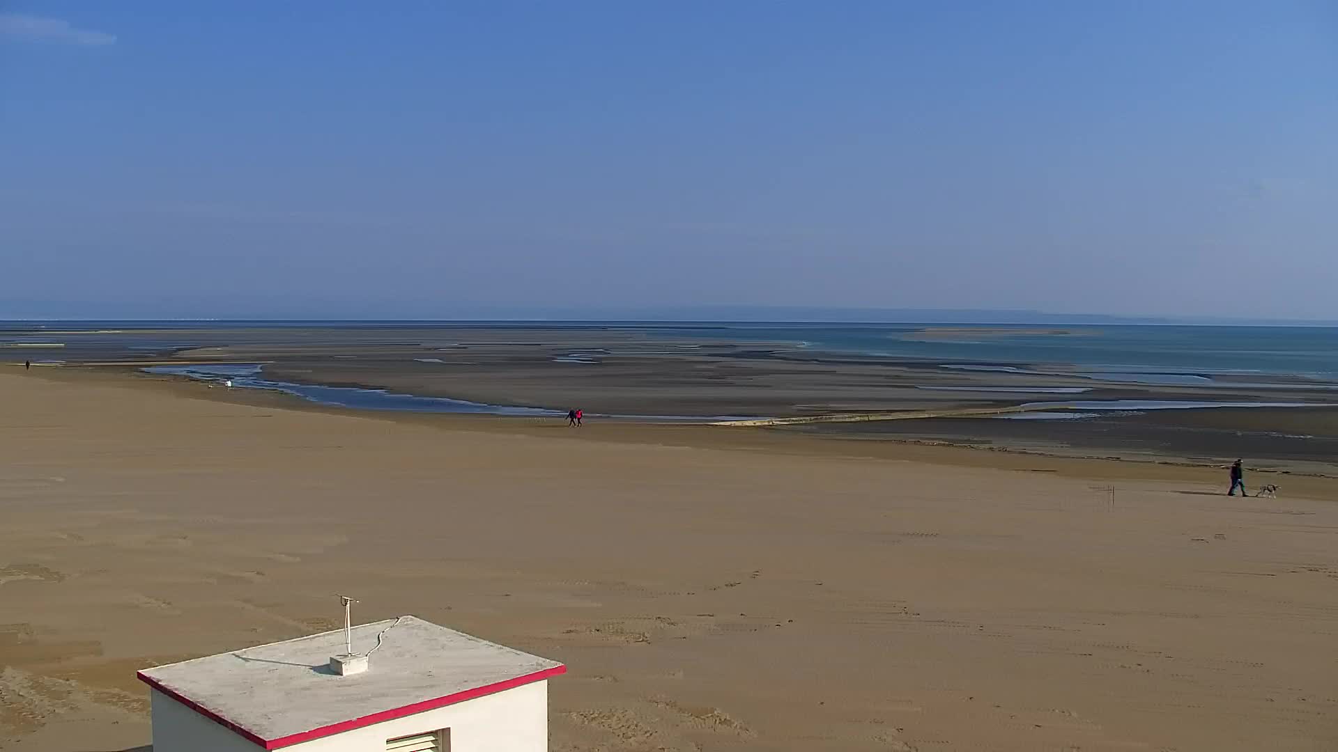 Webcam en vivo Grado: Vistas de la playa y del parque acuático en tiempo real