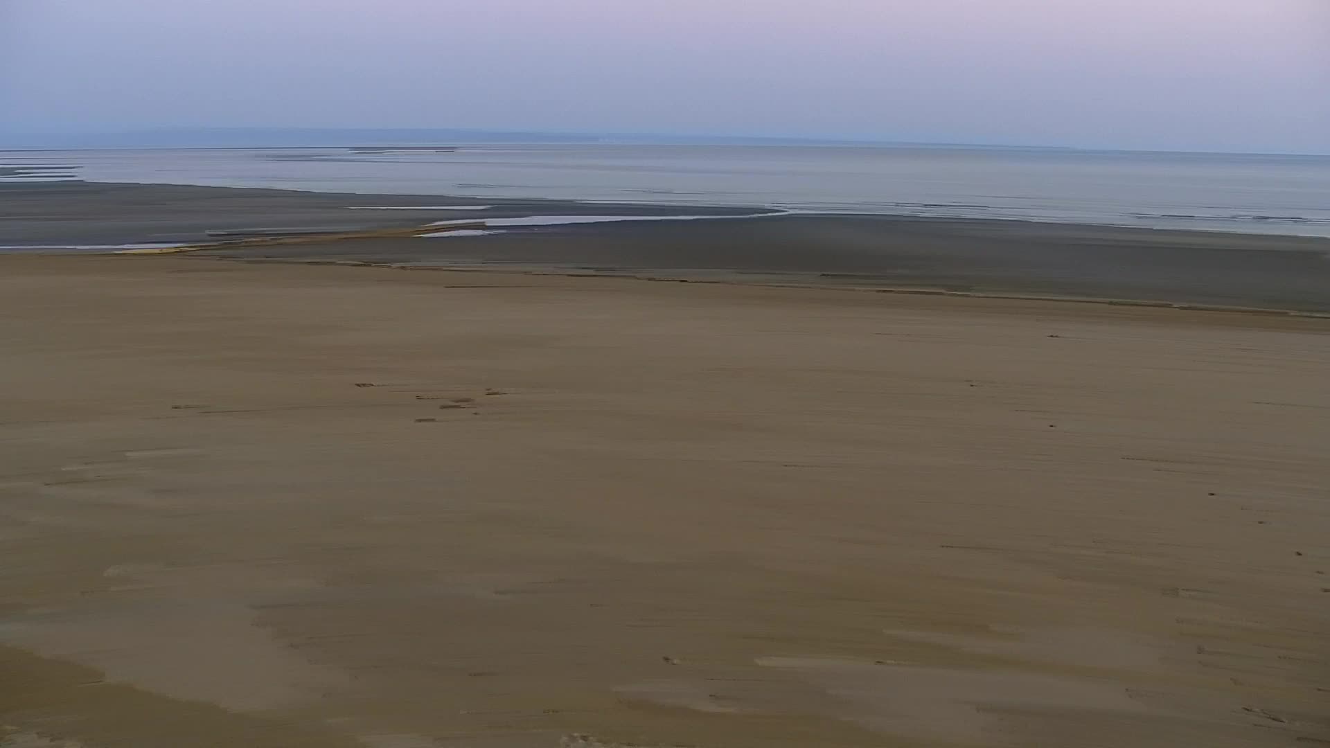 Grado Beach and Aquapark Views in Real Time