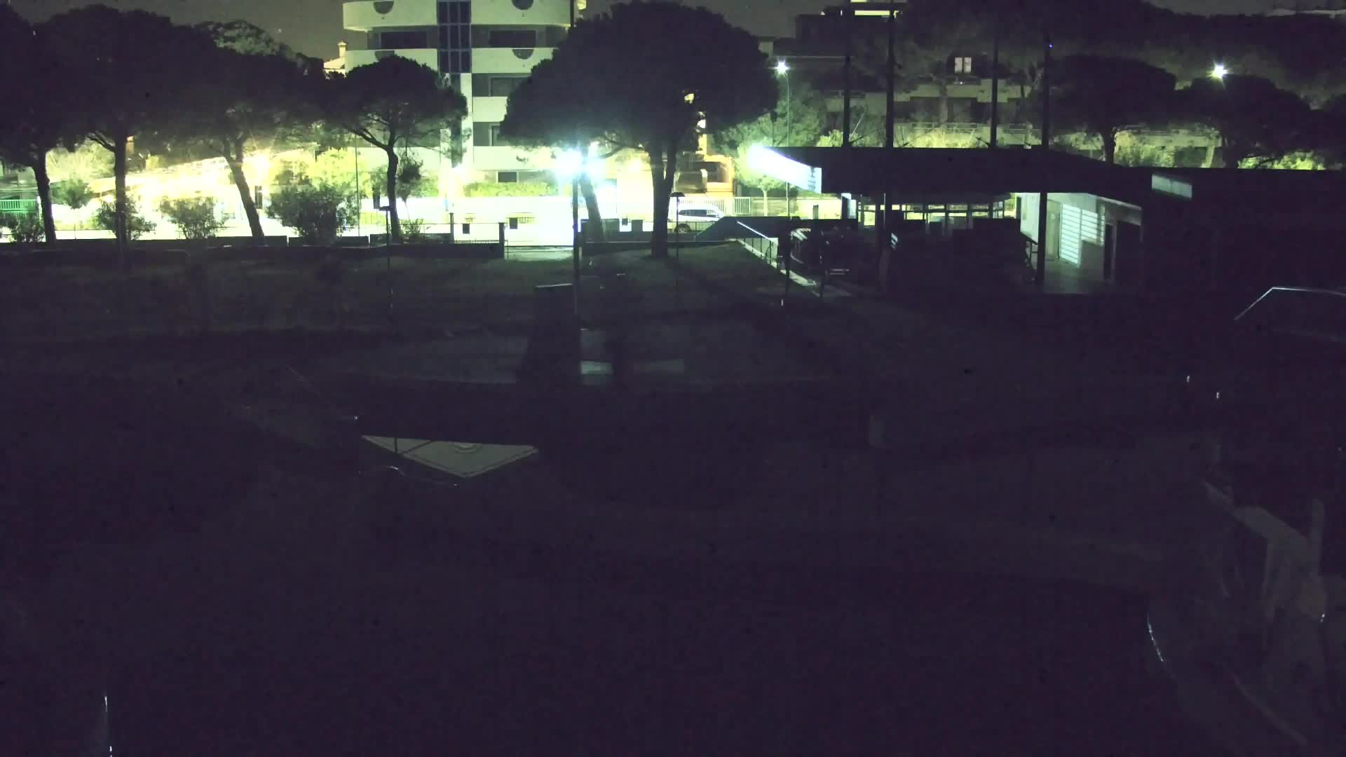 Webcam en vivo Grado: Vistas de la playa y del parque acuático en tiempo real