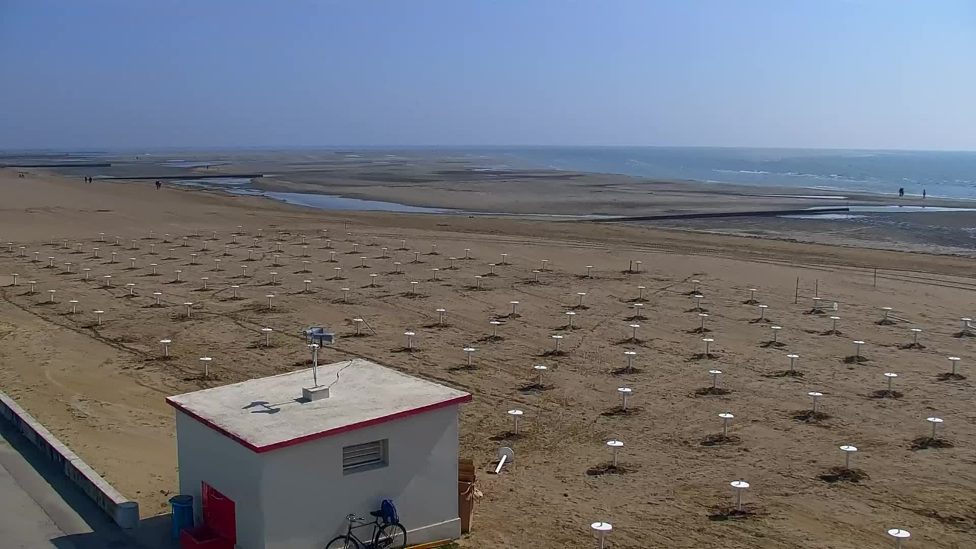 Webcam en vivo Grado: Vistas de la playa y del parque acuático en tiempo real