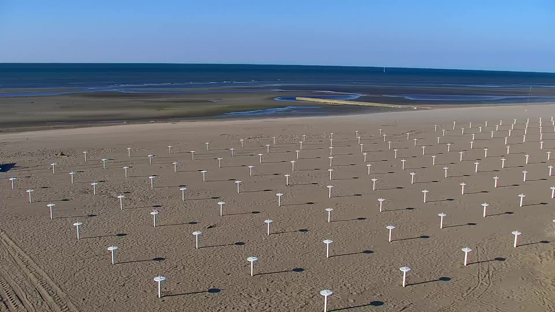 Grado Beach and Aquapark Views in Real Time