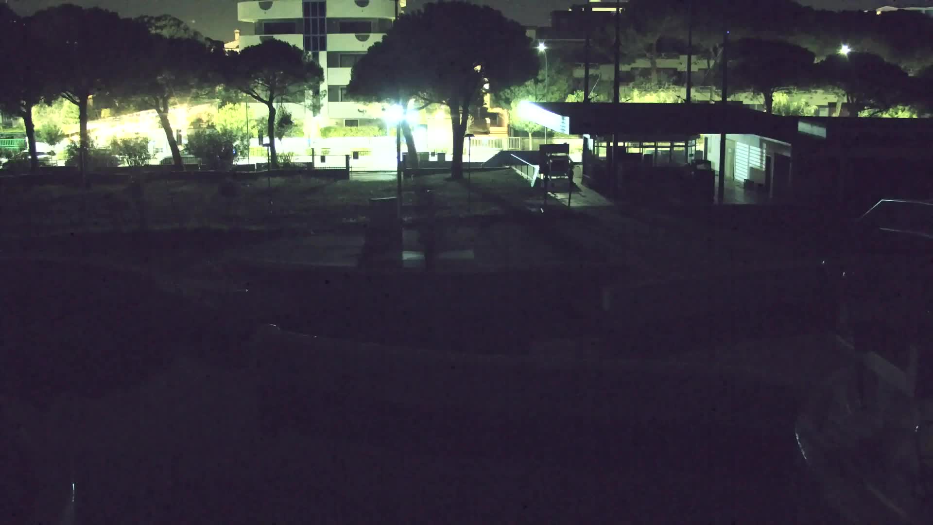 Webcam en vivo Grado: Vistas de la playa y del parque acuático en tiempo real