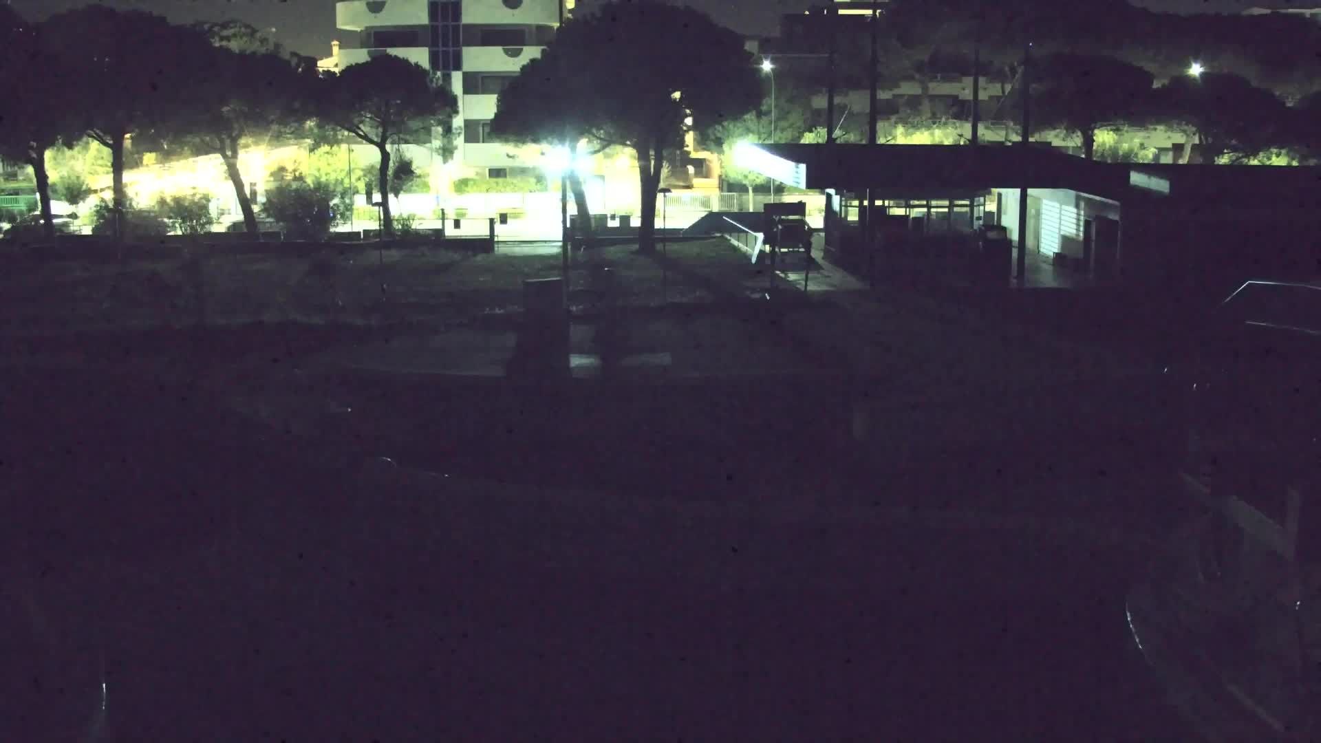 Webcam en vivo Grado: Vistas de la playa y del parque acuático en tiempo real