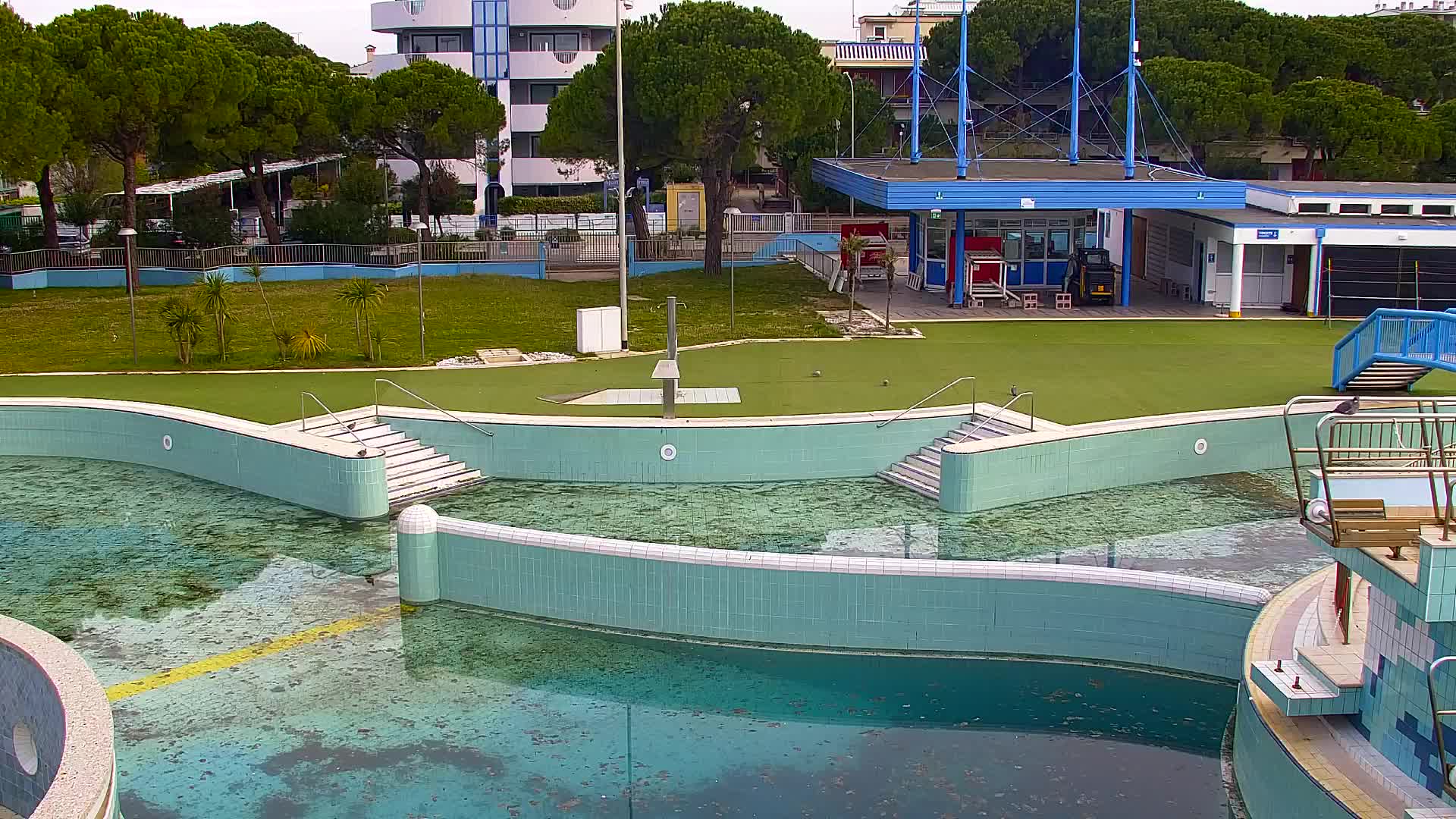 Webcam en vivo Grado: Vistas de la playa y del parque acuático en tiempo real