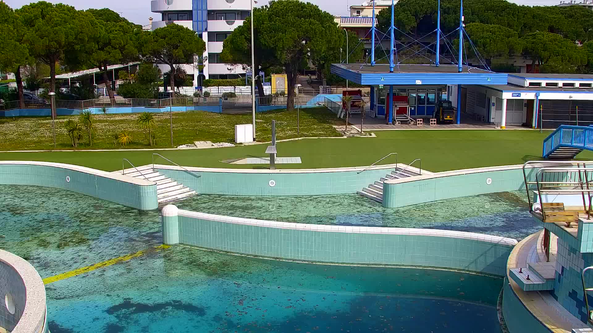 Webcam en vivo Grado: Vistas de la playa y del parque acuático en tiempo real