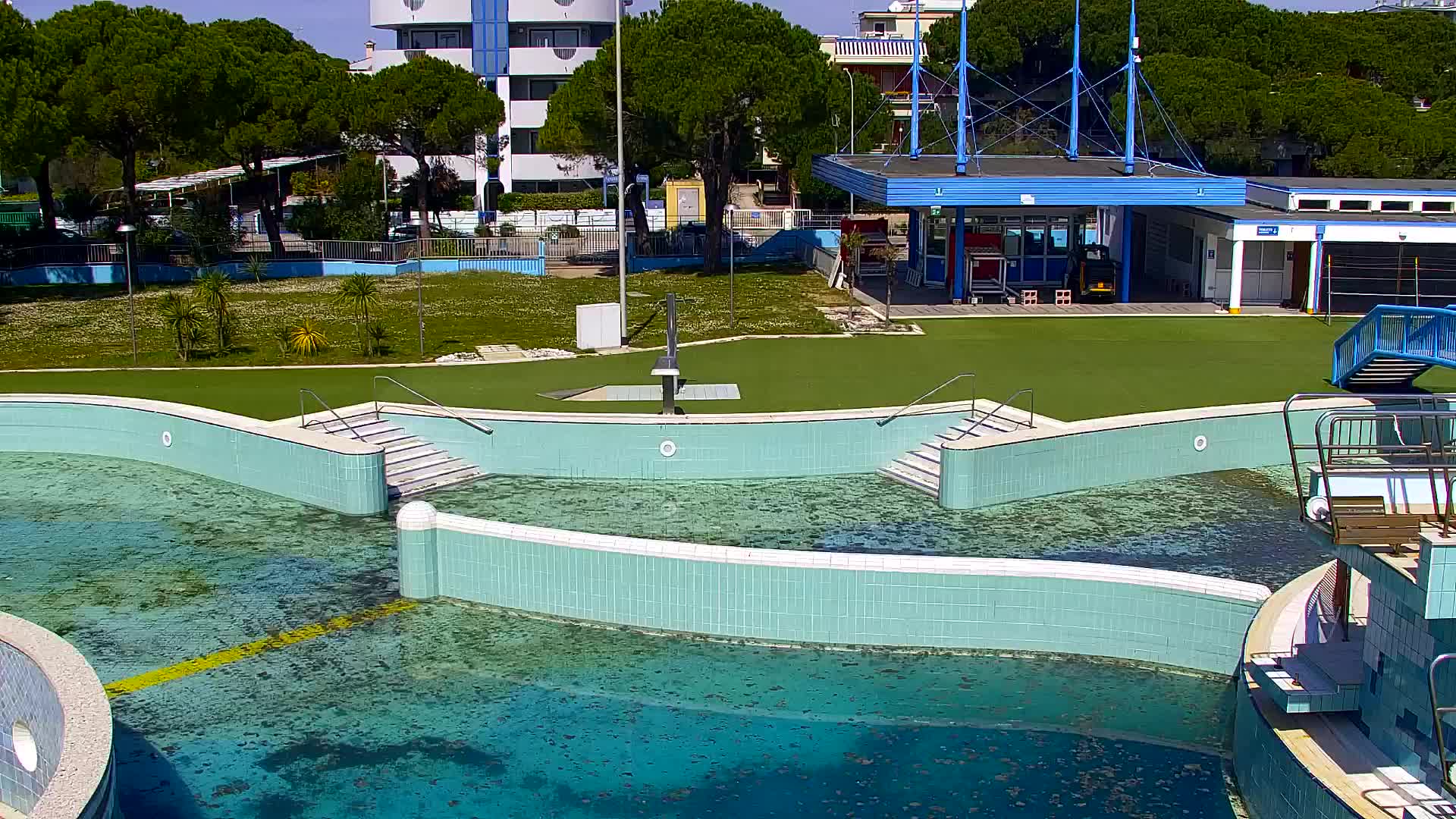 Spletna kamera v živo Grado: Pogledi na plažo in vodni park v realnem času