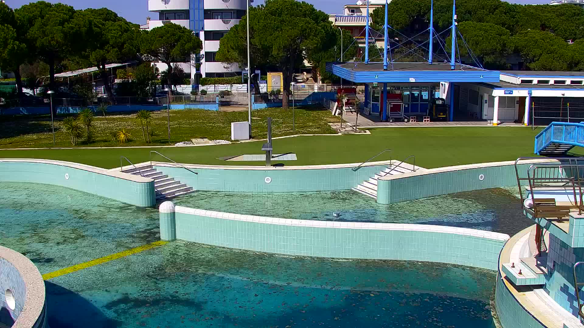 Spletna kamera v živo Grado: Pogledi na plažo in vodni park v realnem času