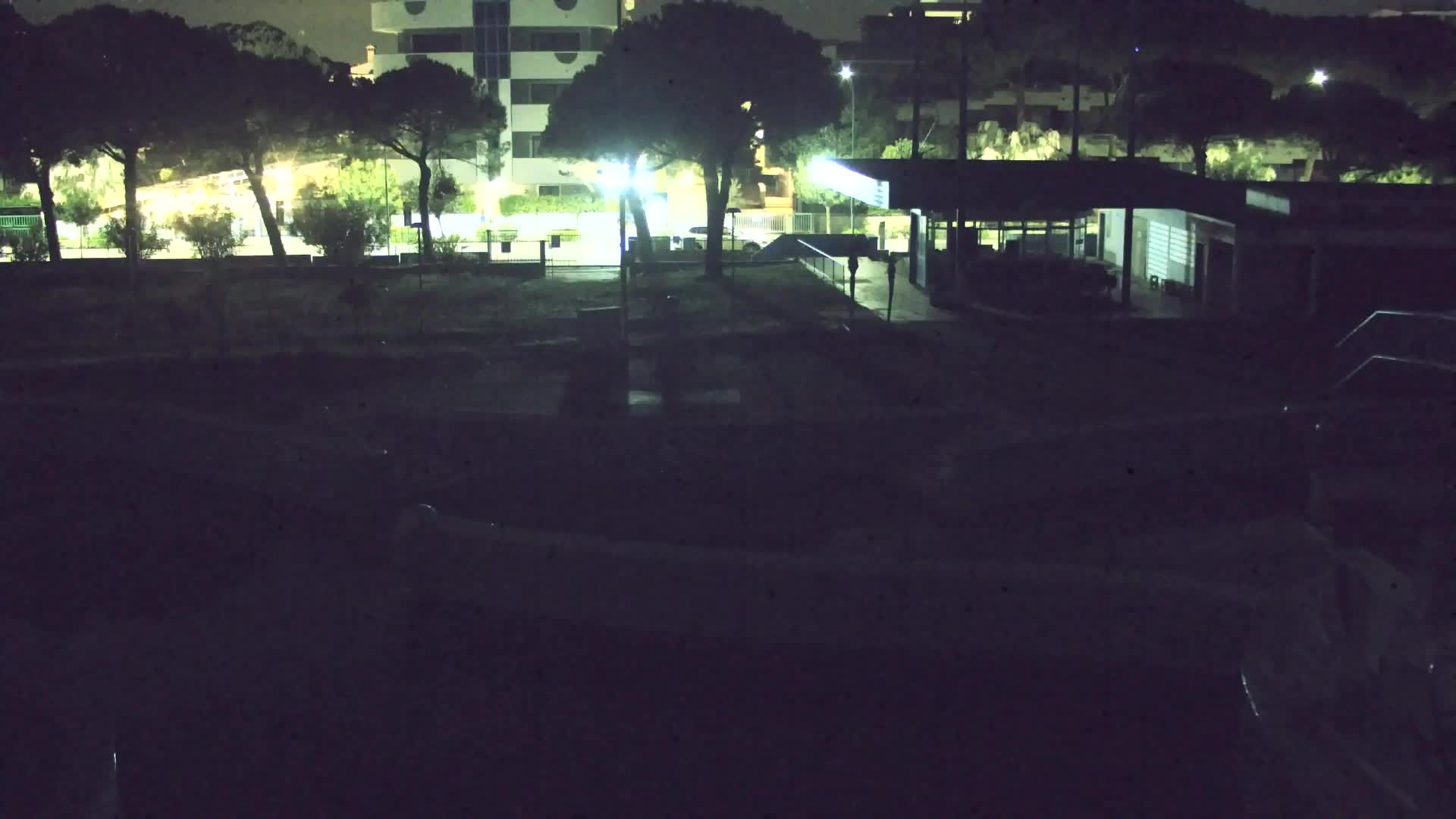 Webcam en vivo Grado: Vistas de la playa y del parque acuático en tiempo real