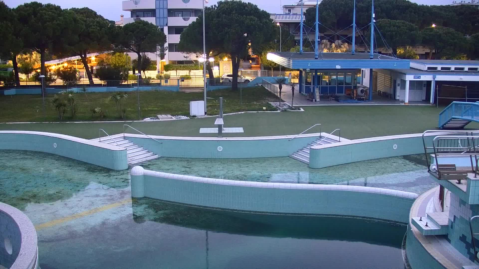 Spletna kamera v živo Grado: Pogledi na plažo in vodni park v realnem času