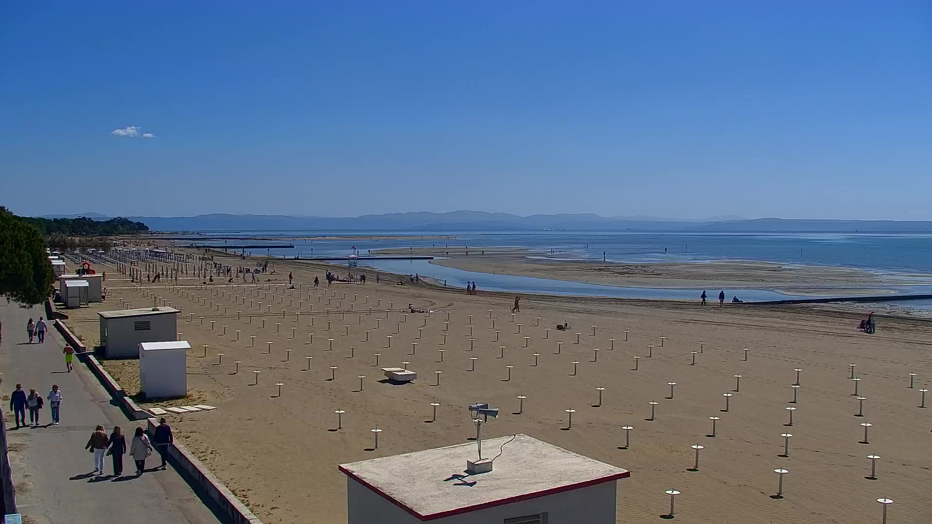 Grado Beach and Aquapark Views in Real Time