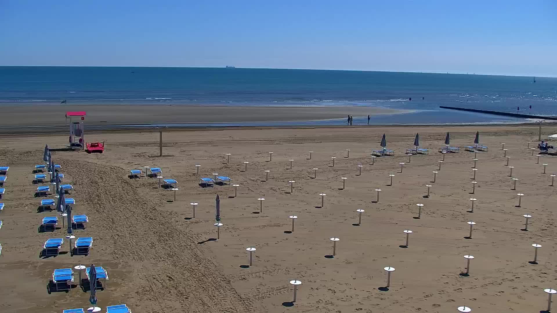 Grado Beach and Aquapark Views in Real Time