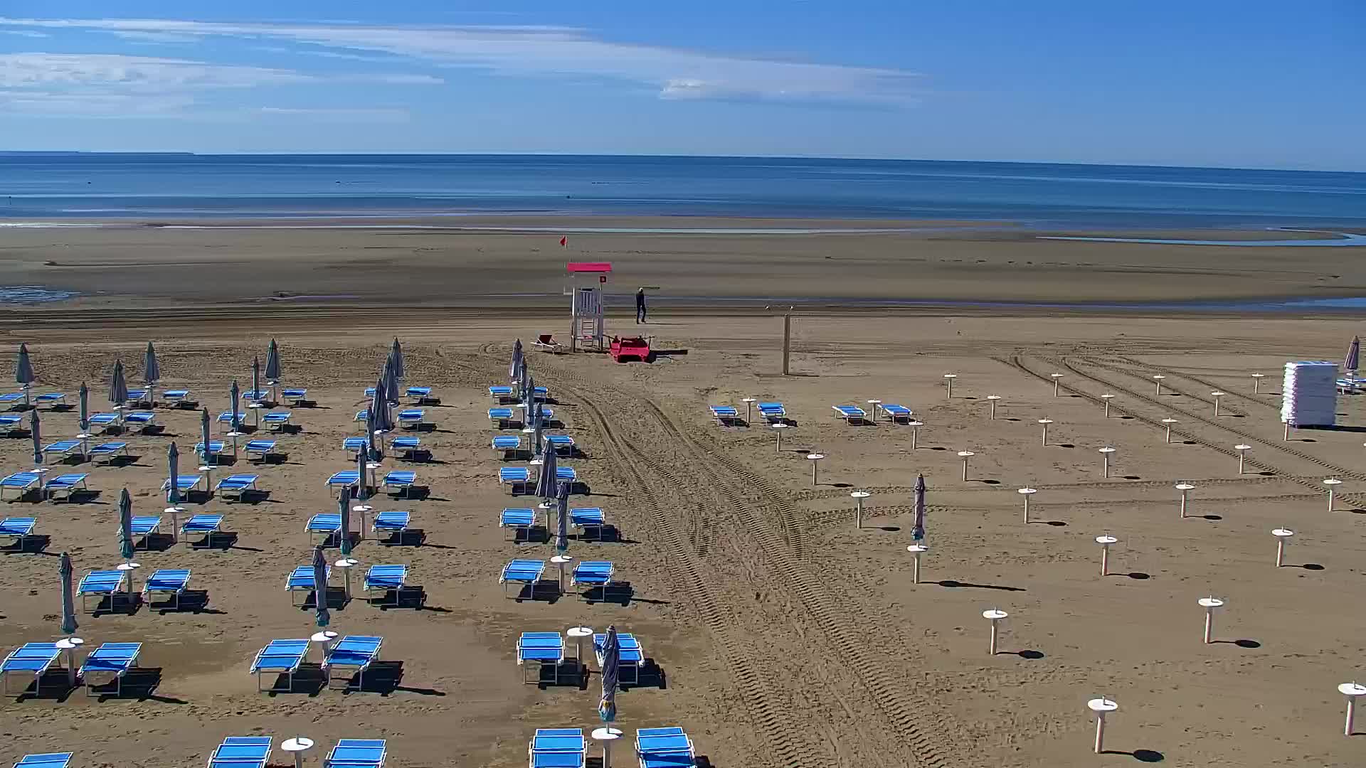 Webcam en vivo Grado: Vistas de la playa y del parque acuático en tiempo real